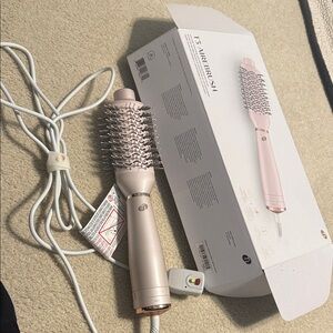 T3 Airbrush Styler in Light Pink